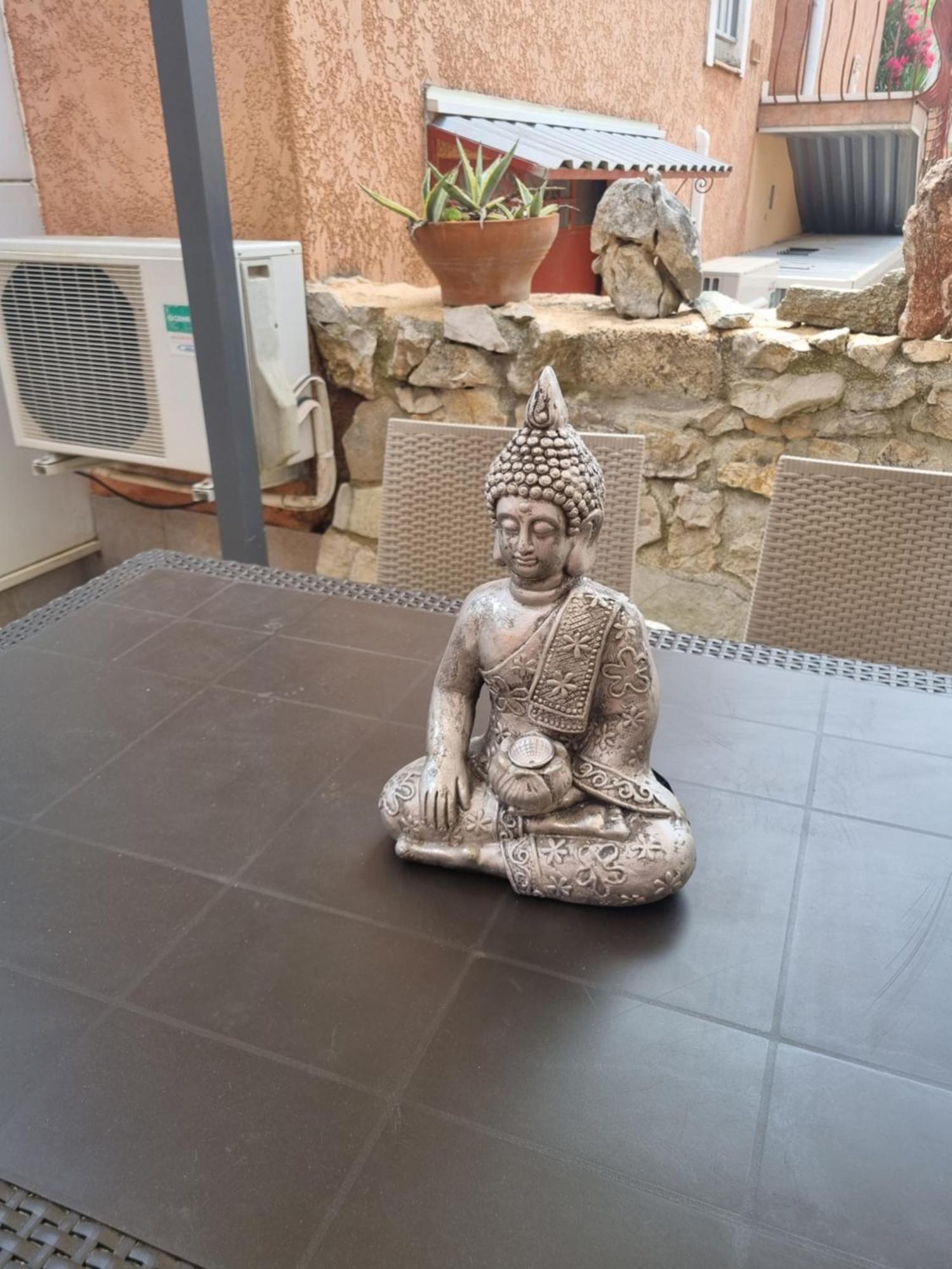 Cameos - Appartement Avec Terrasse Locairbi Le Cres Bagian luar foto